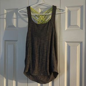Lululemon Crisscross back tank top size 2❤️‍🔥❤️‍🔥